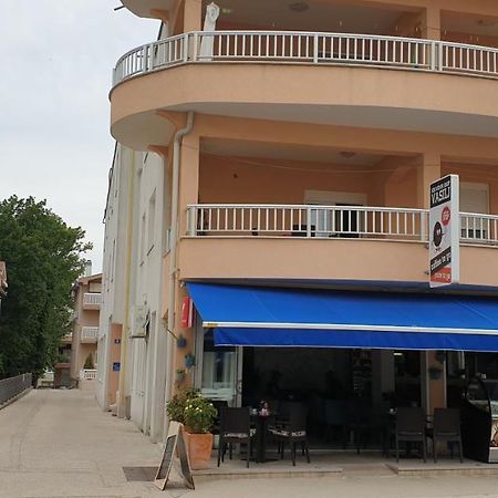 مبيت وإفطار Međugorje Pansion Matija المظهر الخارجي الصورة